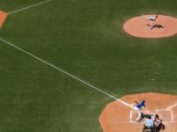 FB体育APP-库里彻底打爆防线，活塞打穿广东队，当篮球跨越国界与想象