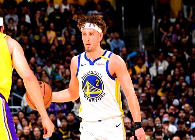 关于勇士再胜掘金:库里砍下三分球绝杀制胜的信息 关于勇士再胜掘金:库里砍下三分球绝杀制胜的信息