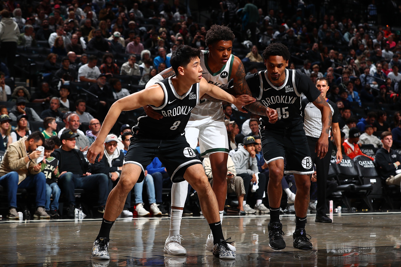 篮网队遭遇重大挫折,球员备受质疑 篮网队遭遇重大挫折,球员备受质疑