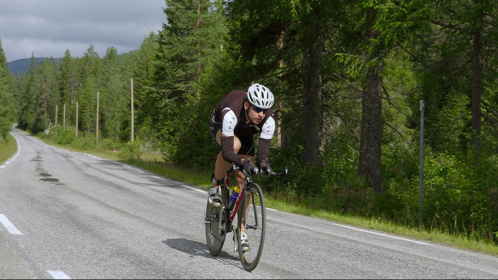苏亚雷斯爆发点燃蓝桥，切尔西单节狂澜击溃马里