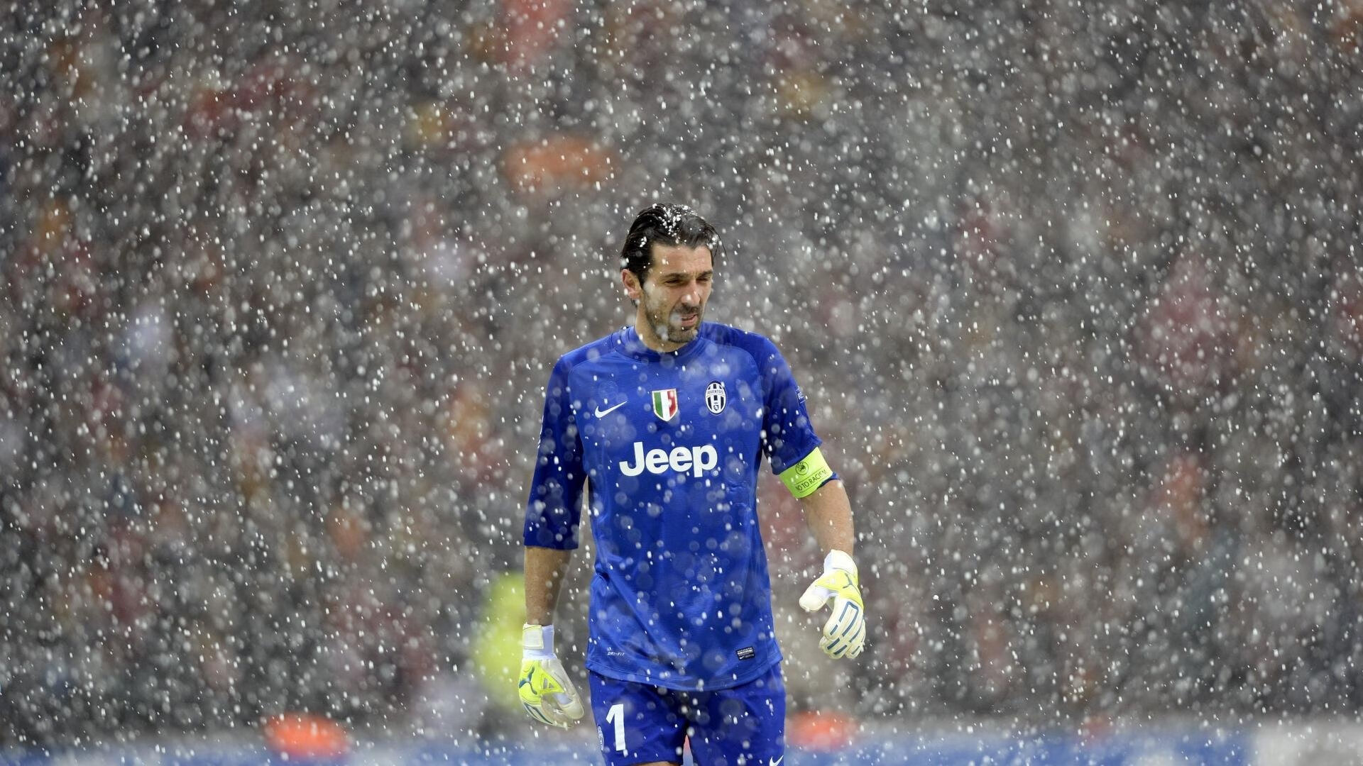 温网险胜拉沃尔杯，纳达尔统治全场的传奇之战